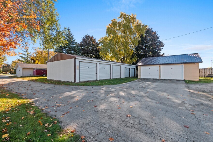 More Photos Of 830 S Railroad St, Kimberly Self Storage For Sale