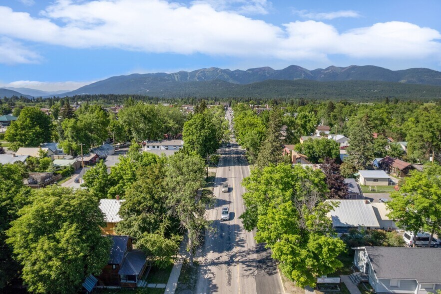 More Photos Of 541 Spokane Ave, Whitefish Office For Sale