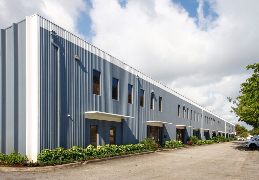 More Photos Of 1551 N Powerline Rd, Pompano Beach Unknown For Lease