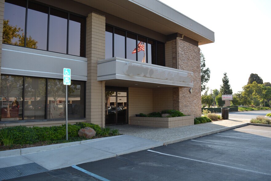 More Photos Of 6902-6964 Almaden Expy, San Jose Unknown For Lease