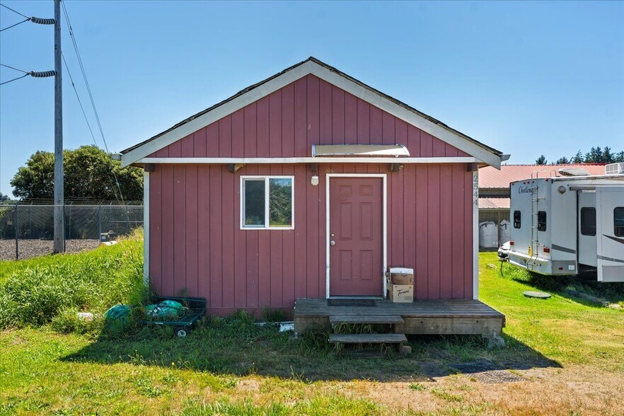 More Photos Of 2546 US-101, Ilwaco Industrial For Sale