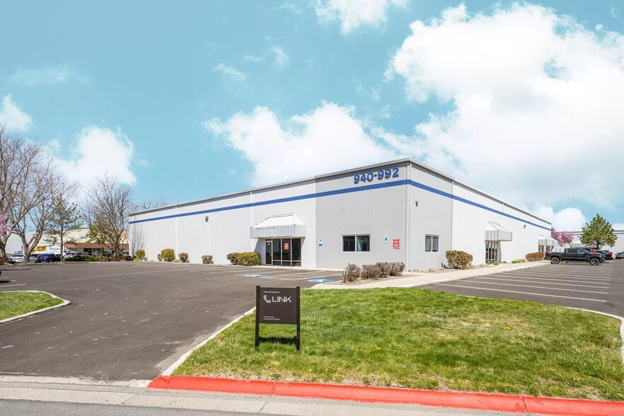 More Photos Of 700-742 Spice Islands Dr, Sparks Warehouse For Lease