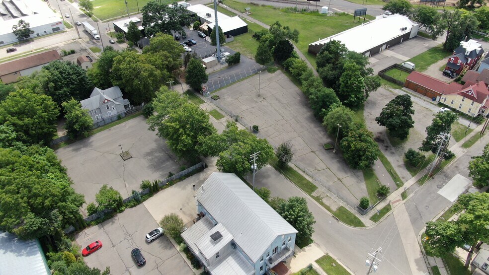 More Photos Of 528 Willard st, Kalamazoo Land For Lease