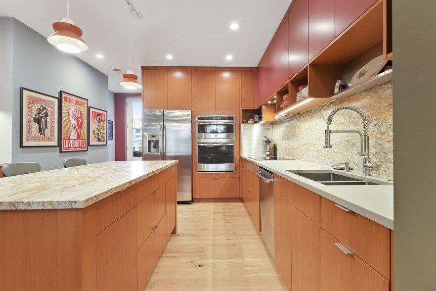 More Photos Of 1019 Cathedral St, Baltimore Office Residential For Sale