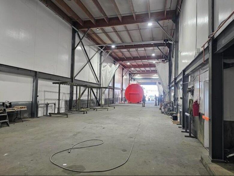 More Photos Of 1655 River Rd, Prince George Industrial For Lease