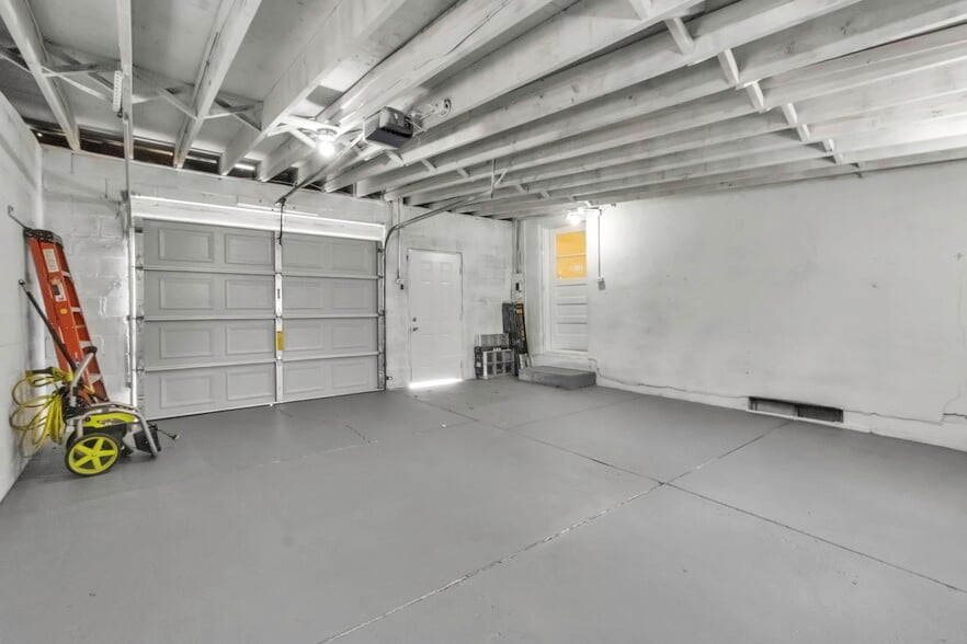 More Photos Of 12482 Broadway St, Alden General Retail For Sale