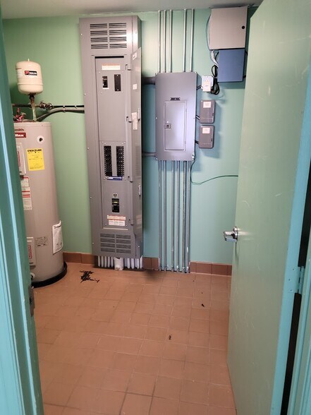 More Photos Of 2106 S US Highway 1, Vero Beach Freestanding For Sale