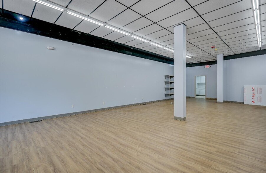 More Photos Of 50 White Mountain Hwy, Conway Freestanding For Lease