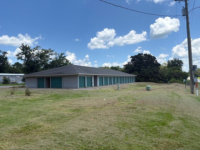 More Photos Of 192 S Wren Ln, Robertsdale Self Storage For Sale