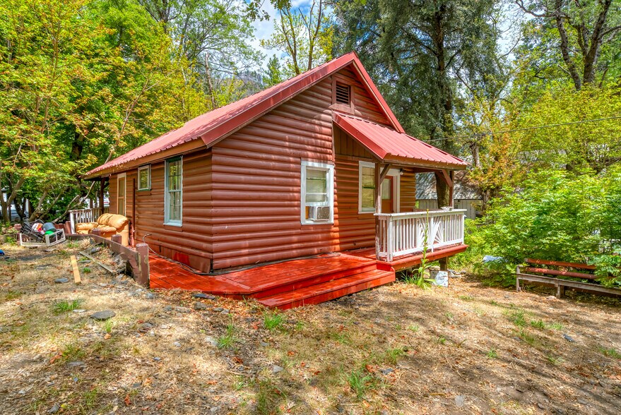 More Photos Of 14785 Belden Town rd, Belden Hotel For Sale