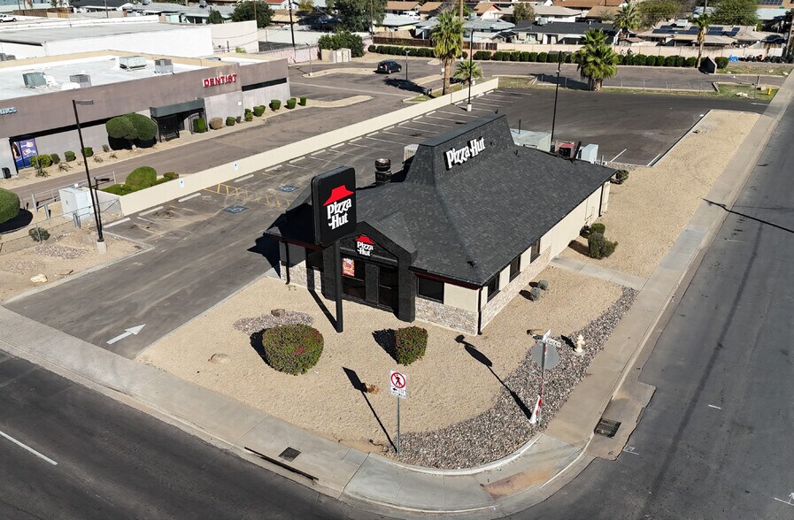 More Photos Of 3602 W Camelback Rd, Phoenix Storefront Retail Office For Sale