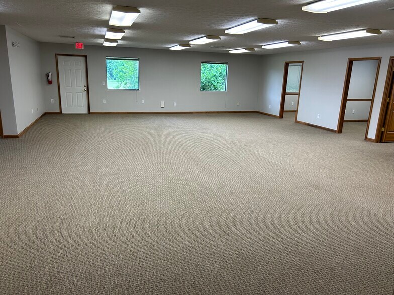 More Photos Of 8517 N Dixie Dr, Dayton Medical For Lease