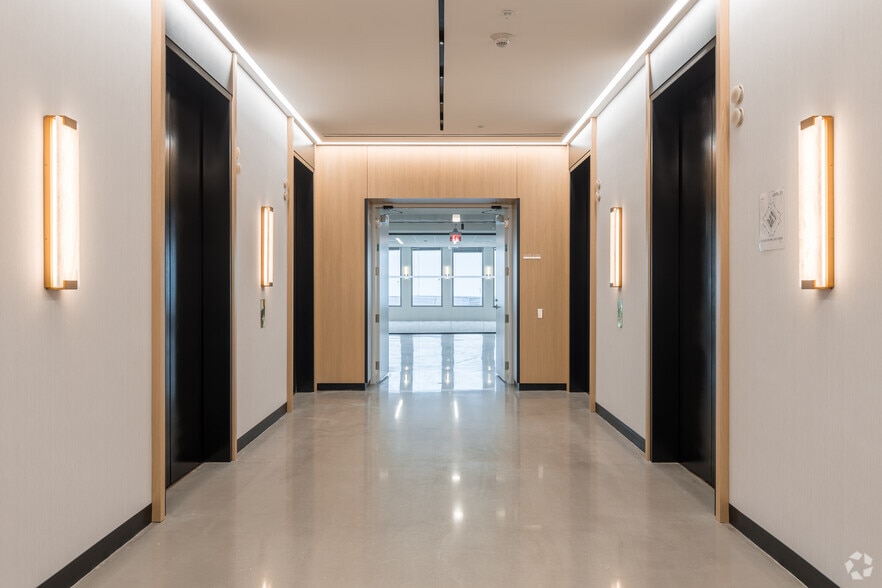 Photo of 21st Floor Ste 2100- Spec Suite