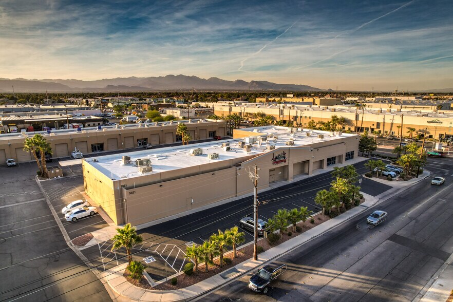 More Photos Of 5321 Cameron St, Las Vegas General Retail For Lease