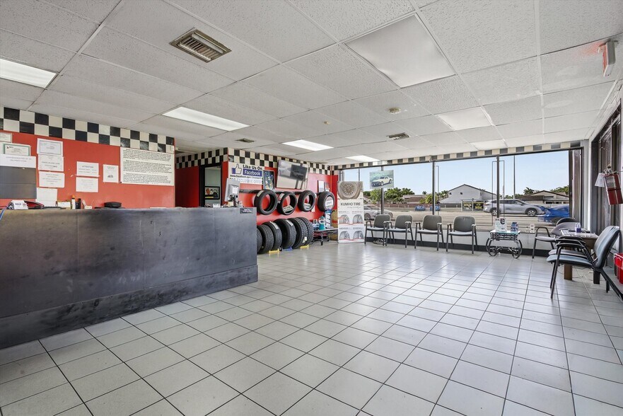 More Photos Of 8730 SW 8th St, Miami Auto Repair For Sale