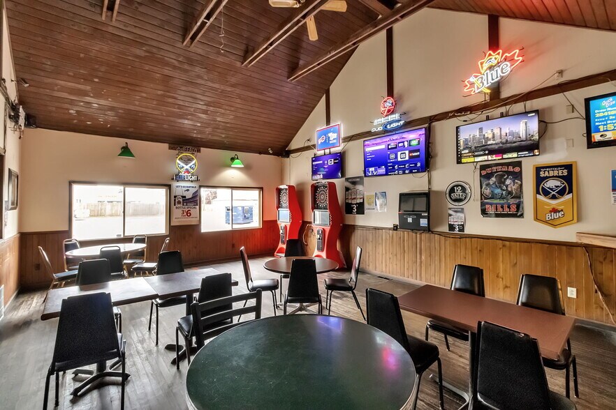 More Photos Of 2794 Harlem Rd, Cheektowaga Storefront Retail Residential For Sale