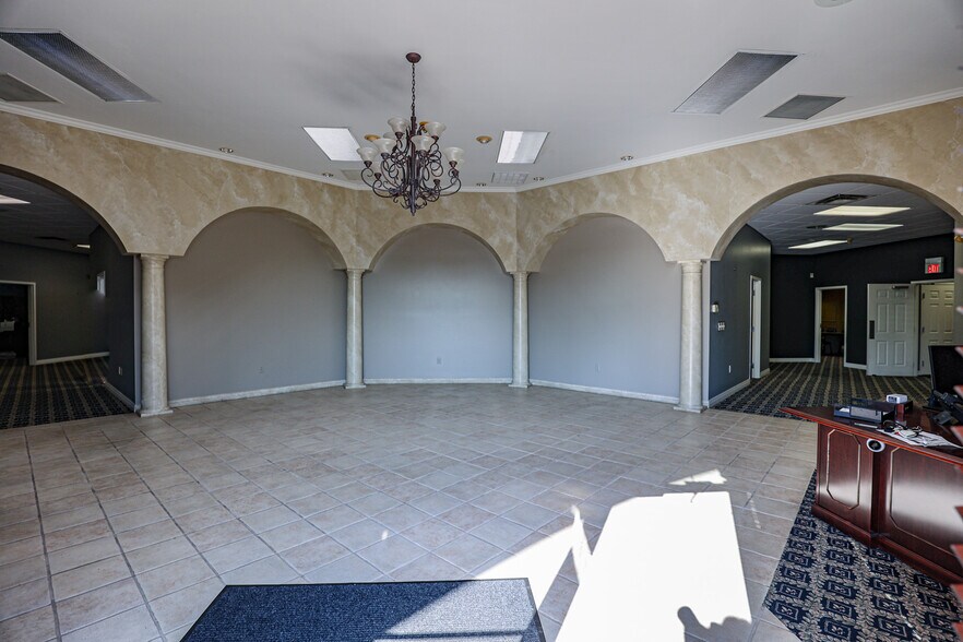 More Photos Of , Paducah Unknown For Sale