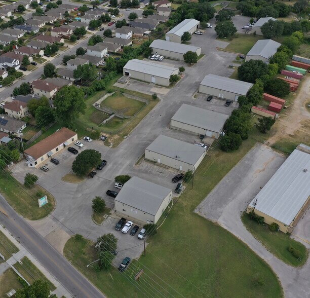 More Photos Of 130 Ralph Ablanedo Dr, Austin Unknown For Lease