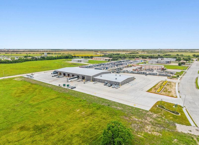 More Photos Of 1015 Jade Ave, Port Arthur Industrial For Sale