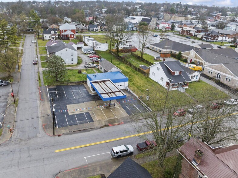 More Photos Of 212 N Main St, Cynthiana Auto Repair For Sale