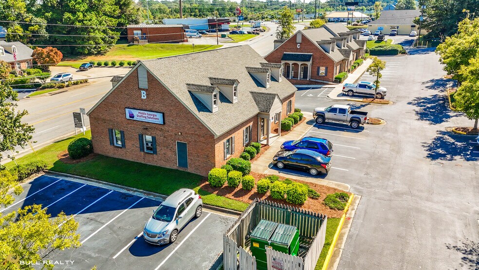 More Photos Of 3312 Northside Dr, Macon-Bibb Office Residential For Lease