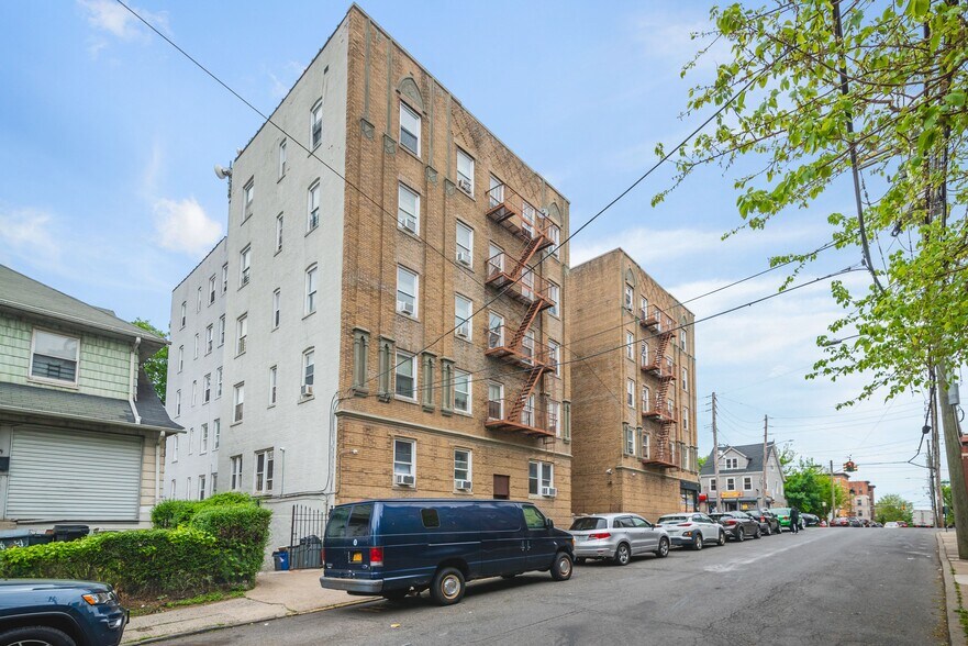 More Photos Of 5 W 4th St, Mount Vernon Apartments For Sale