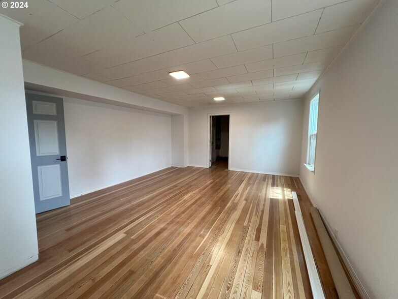 More Photos Of 1839 3rd St, Baker City Religious Facility For Sale