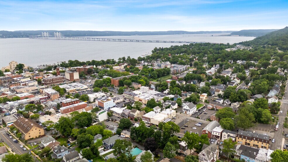 More Photos Of 168-172 Main St, Nyack Storefront For Sale