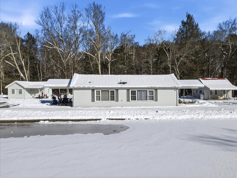 More Photos Of 306 Merwinsburg Rd, Effort Apartments For Sale