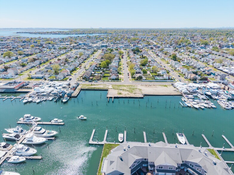 More Photos Of 55 Hudson Ave, Freeport Land For Sale
