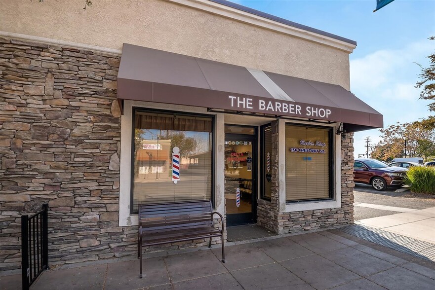 More Photos Of 561 1st St, Brentwood Storefront Retail Office For Sale