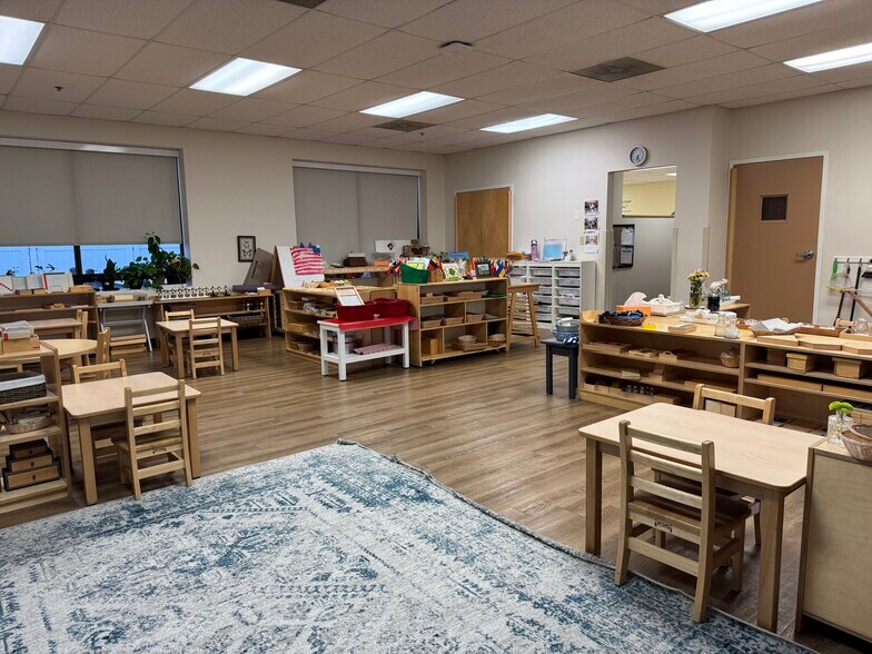 More Photos Of 2557 Us Highway 130, Cranbury Light Distribution For Lease