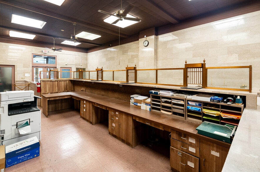 More Photos Of 25 N Broadway, Tarrytown Office For Lease