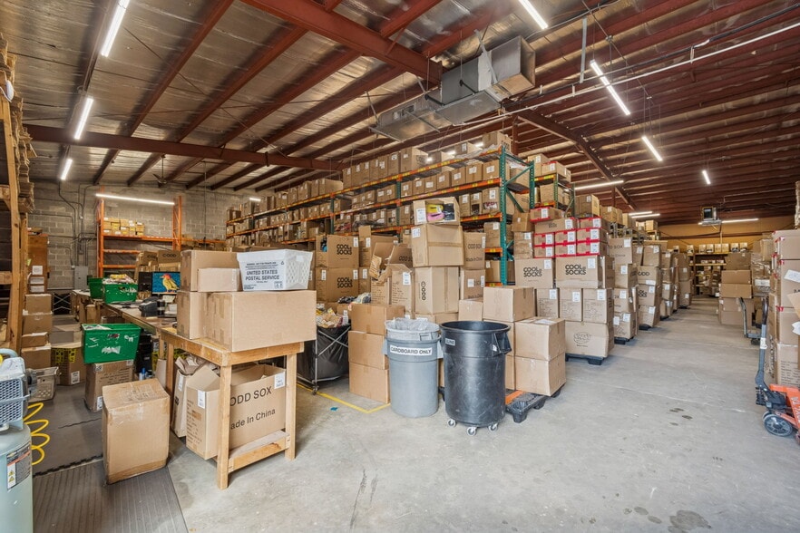 More Photos Of 1277 S Highland Ave, Clearwater Freestanding For Lease