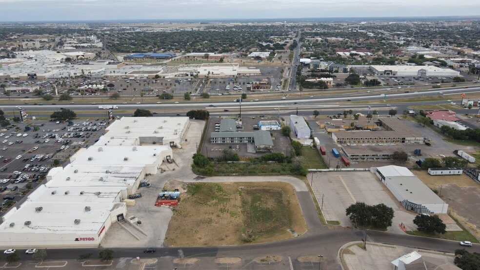 More Photos Of 5310 San Bernardo Ave, Laredo Hotel For Sale