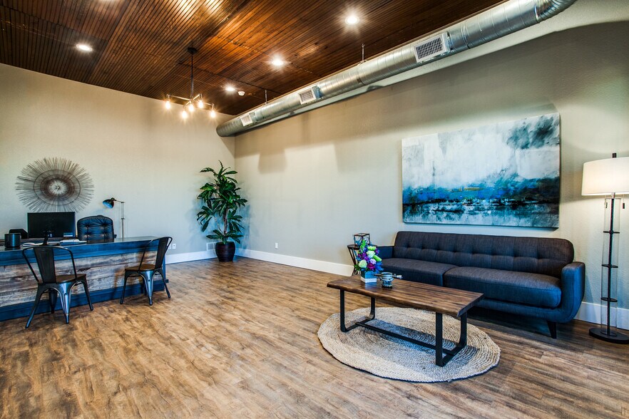 More Photos Of 1024 Halsell St, Bridgeport Storefront Retail Office For Sale