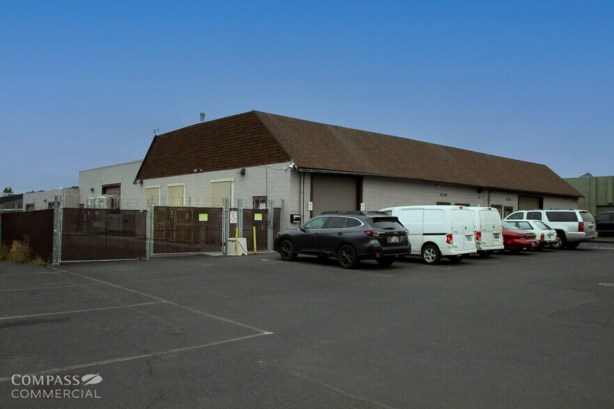 Primary Photo Of 1201 NE 2nd St, Bend Industrial For Lease