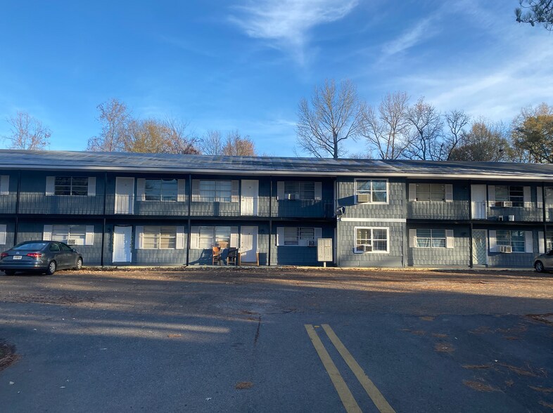 More Photos Of 1600 27th St N, Columbus Apartments For Sale
