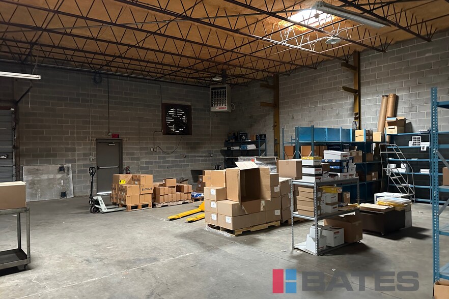 More Photos Of 4802 Memphis St, Dallas Warehouse For Lease