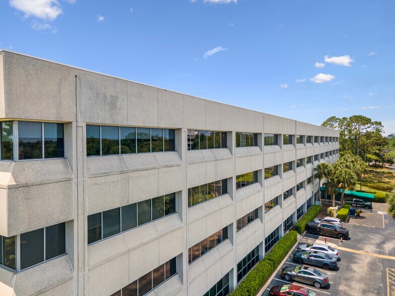 More Photos Of 850 Trafalgar Ct, Maitland Office For Lease