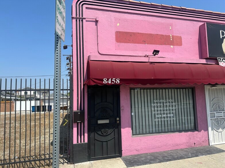 Primary Photo Of 8458 Crenshaw Blvd, Inglewood General Retail For Lease