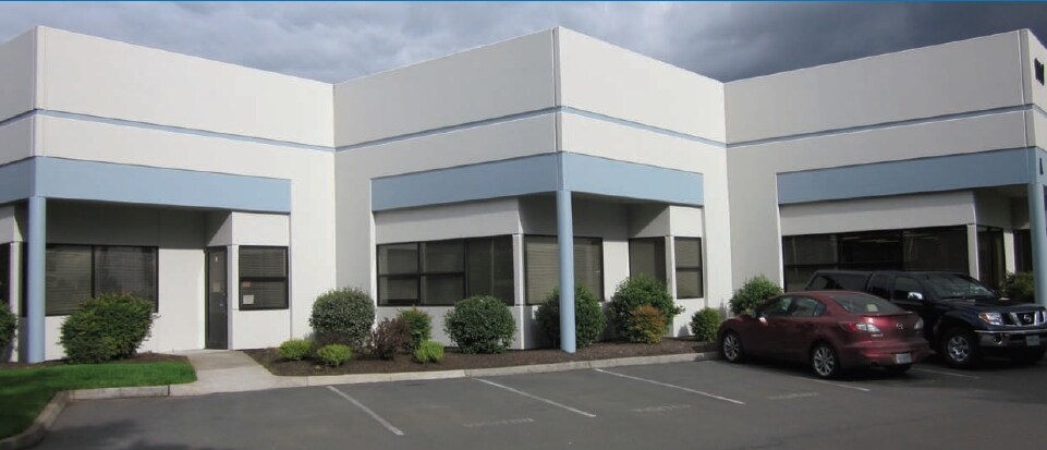 More Photos Of 9150 SW Pioneer Ct, Wilsonville Flex For Lease