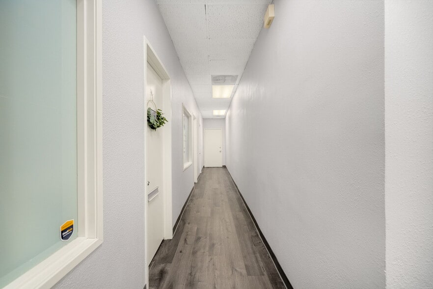 More Photos Of 201 W 4th St, Claremont Office For Sale