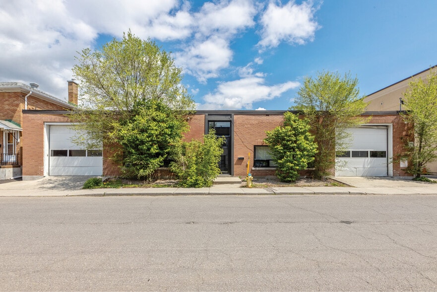 More Photos Of 255-257 Ste-anne Ave, Ottawa Warehouse For Sale