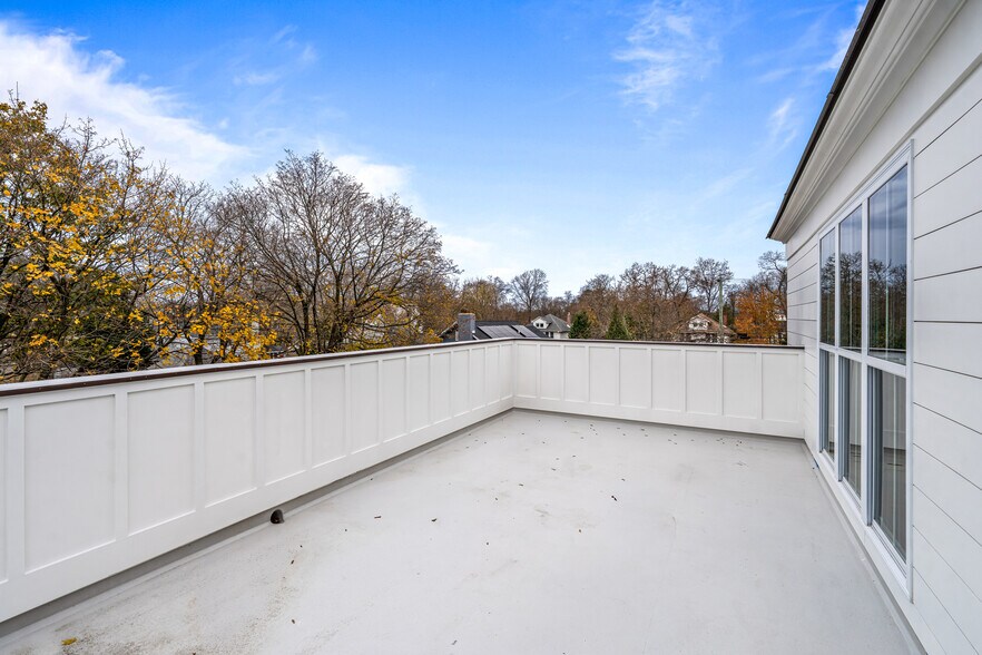 More Photos Of 300 S Route 73, Berlin Office For Sale