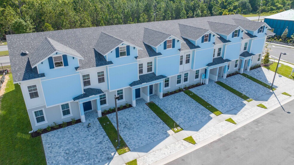 More Photos Of 183 Pegasus St, Davenport Apartments For Sale