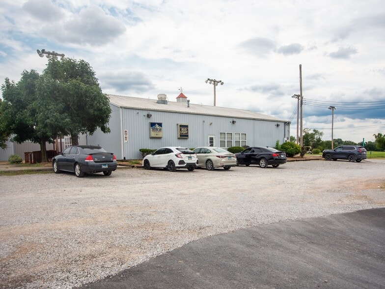 More Photos Of 3500 Kingshighway, East Saint Louis Golf Course Driving Range For Sale