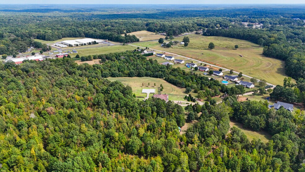 More Photos Of 220 Fincher Rd, Pauline Lodge Meeting Hall For Sale