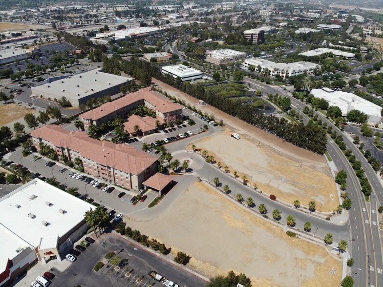 More Photos Of E Hospitality Ln, San Bernardino Land For Lease