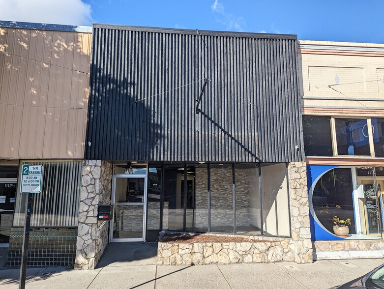 More Photos Of 1112 Adams Ave, La Grande Storefront Retail Office For Sale
